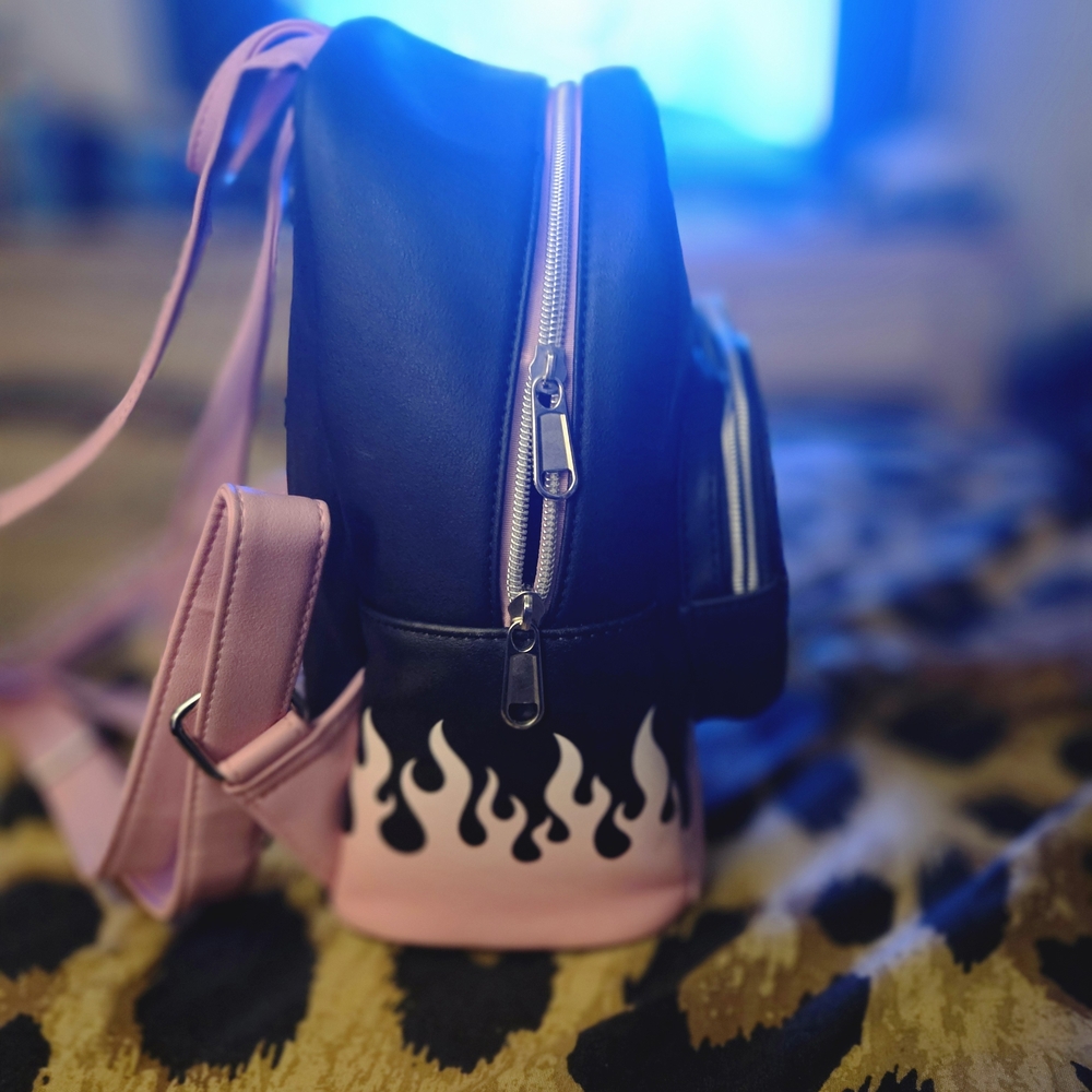 Used Loungefly Mini Backpack - Fair - Picture 3 of 14